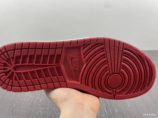 80% Off Sale 705329-001 Air Jordan Retro 1 Bred Low 0408